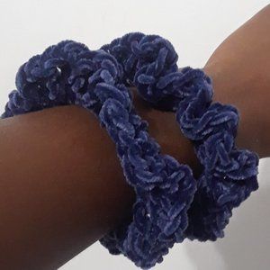 Set of 2 Navy Velvet Scrunchies Crochet - …